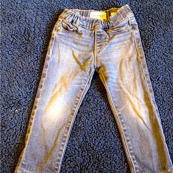 Sold-DL1961 toddler girl jeans - Picture 1 of 4